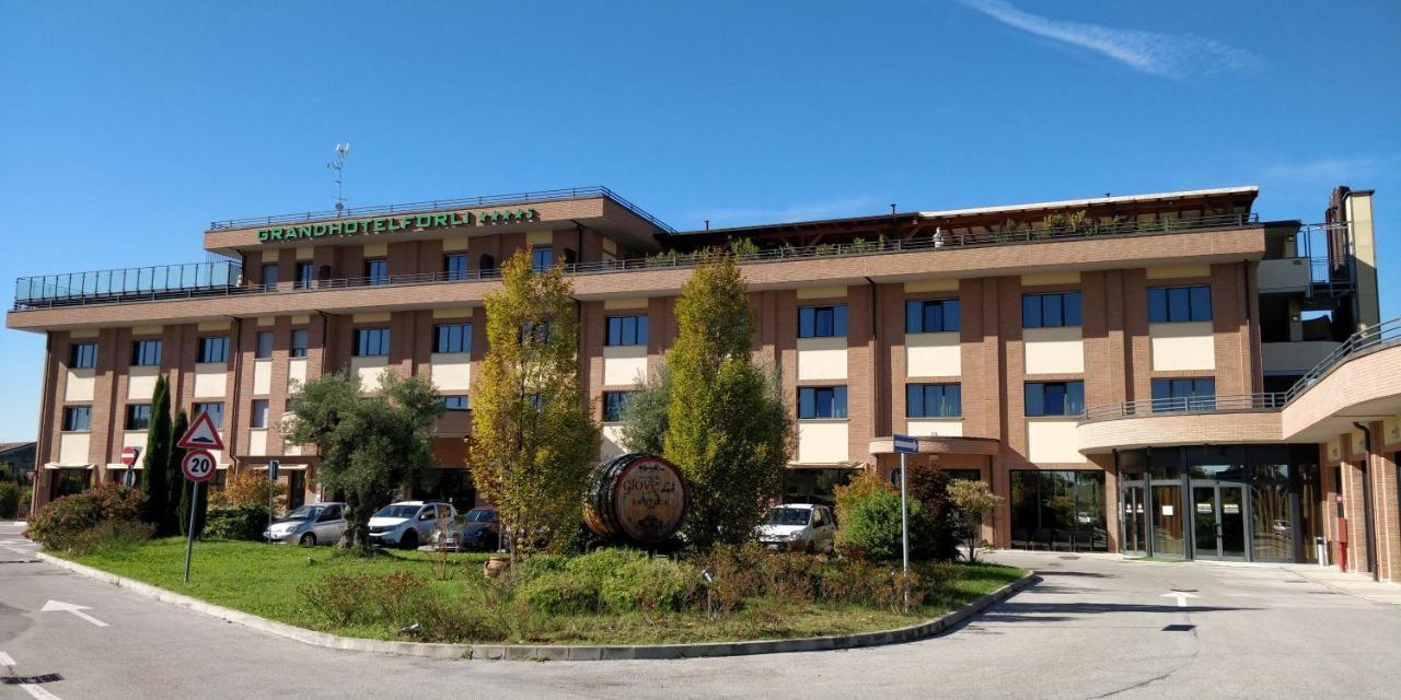 Grand Hotel Forlì Exterior foto